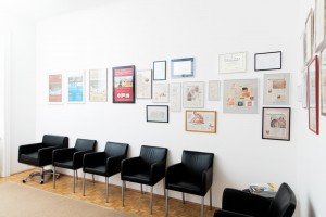 Wartezimmer von Dr. Rainer Kunstfeld, Hautarzt 1180 Wien