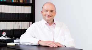 Dermatologe / Hautarzt Univ.-Prof. Dr. Rainer Kunstfeld